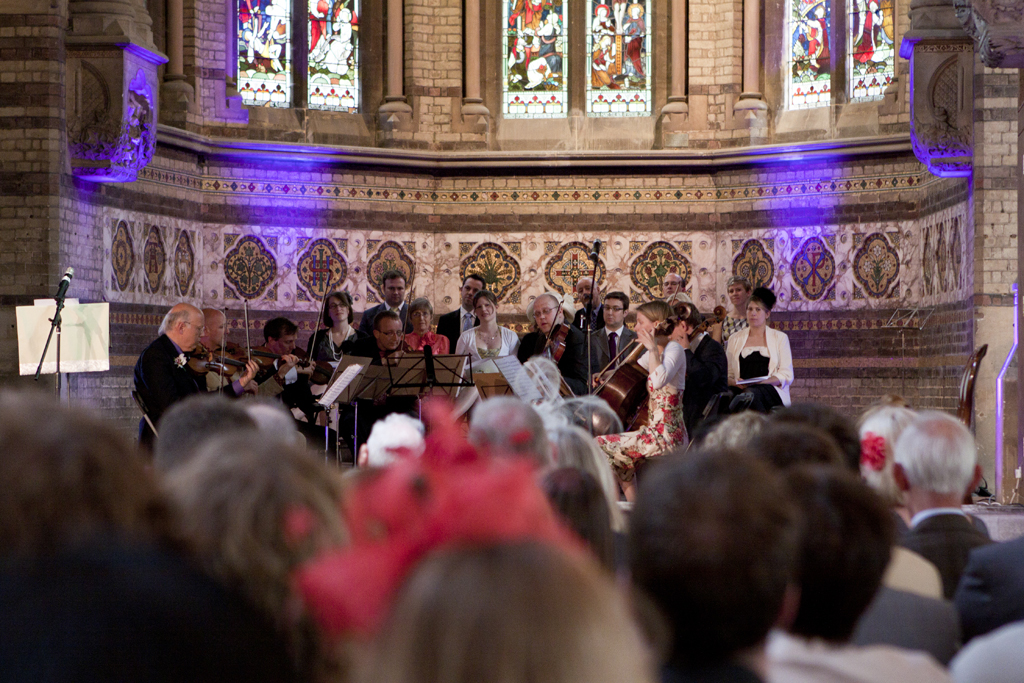 Uk Wedding Pictures In Church London